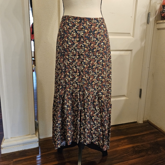 mason & belle Dresses & Skirts - NWT Mason And Belle Elegant Floral Maxi Skirt MEDIUM